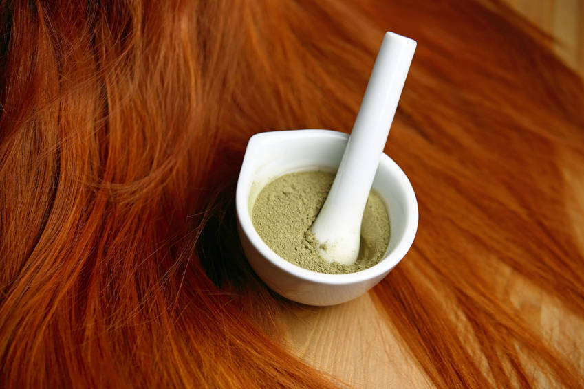 Hennè ed altre erbe tintorie