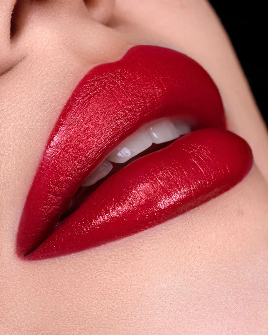 Hyalur-on Lipstick Matitone Rossetto Skin Proof Scarlet Numero 04 - immagine 2